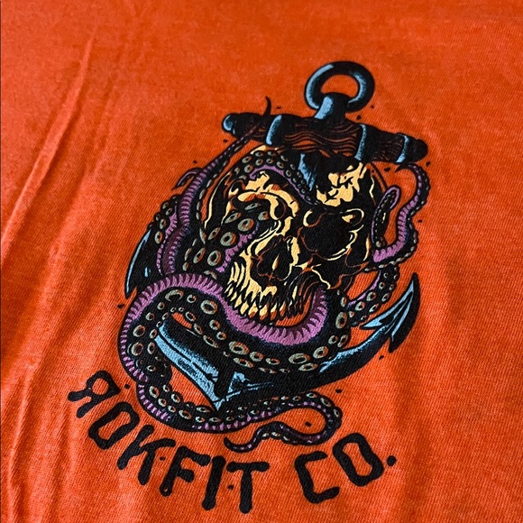 RokFit Graphic T-Shirt - Picture 4 of 5